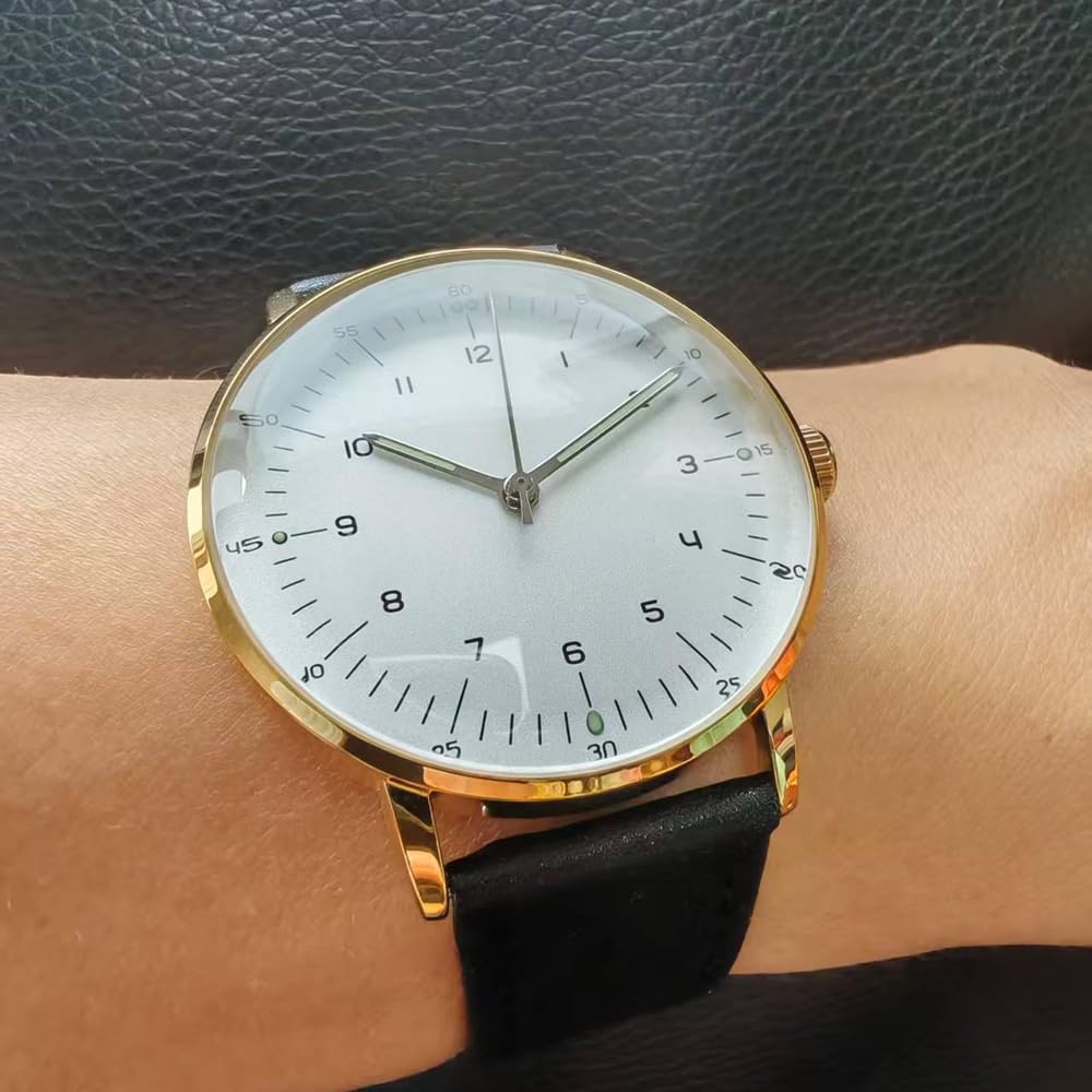 Vintage Mechanical Watch with Domed Glass and 40mm Case H868490