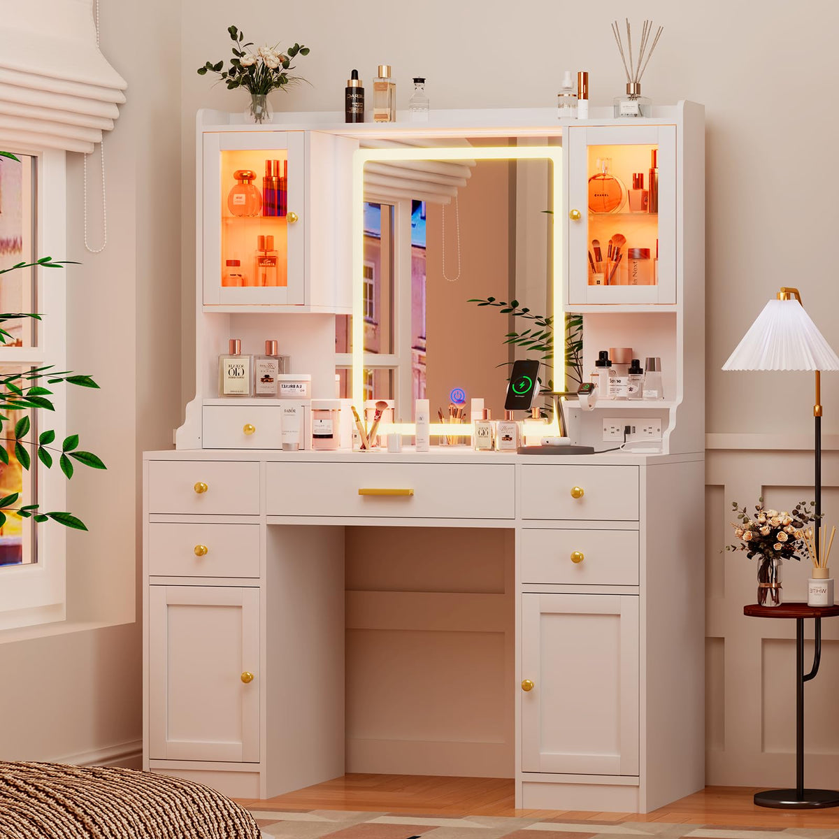 White Makeup Vanity Desk with LED Mirror N5525